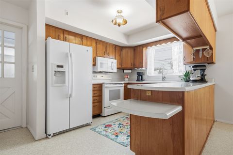 Tiny photo for 404 Grandview Drive, Normal, IL 61761 (MLS # 12550727)