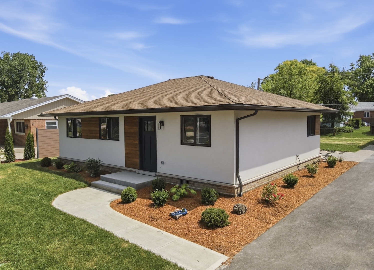 10409 S 82 Avenue