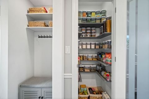 Tiny photo for 571 Lexington Drive, Lake Forest, IL 60045 (MLS # 12619795)