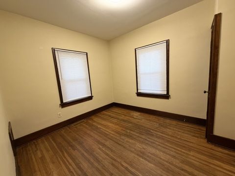 Tiny photo for 705 W Olive Street, Bloomington, IL 61701 (MLS # 12473750)