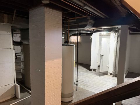 Tiny photo for 705 W Olive Street, Bloomington, IL 61701 (MLS # 12473750)