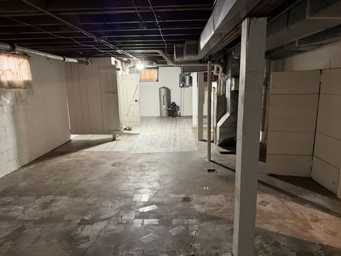 Tiny photo for 705 W Olive Street, Bloomington, IL 61701 (MLS # 12473750)