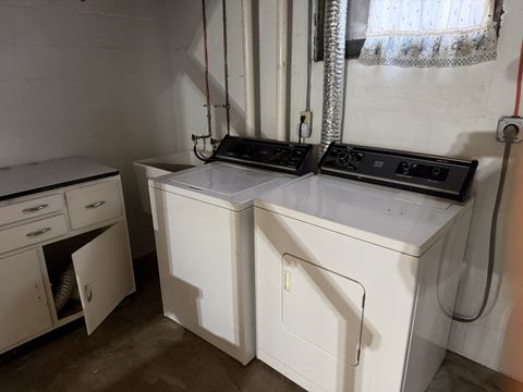 Tiny photo for 705 W Olive Street, Bloomington, IL 61701 (MLS # 12473750)