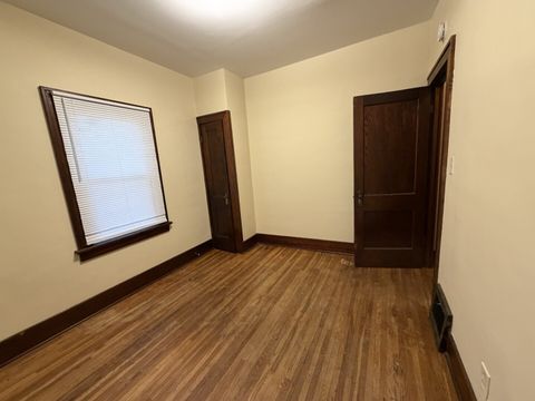 Tiny photo for 705 W Olive Street, Bloomington, IL 61701 (MLS # 12473750)