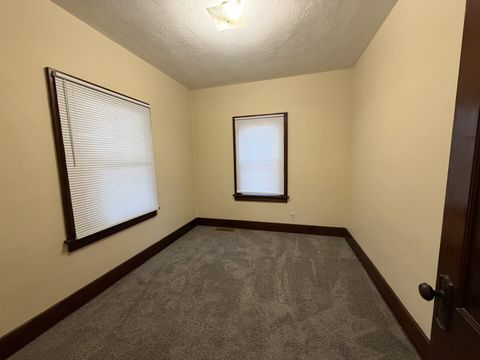 Tiny photo for 705 W Olive Street, Bloomington, IL 61701 (MLS # 12473750)