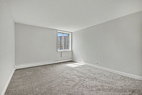 Tiny photo for 9720 S Pulaski Road #102, Oak Lawn, IL 60453 (MLS # 12619759)