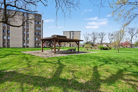 Tiny photo for 9720 S Pulaski Road #102, Oak Lawn, IL 60453 (MLS # 12619759)