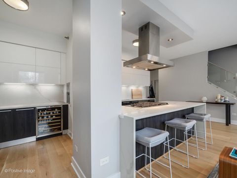 Tiny photo for 600 N KINGSBURY Street #309, Chicago, IL 60654 (MLS # 12493319)