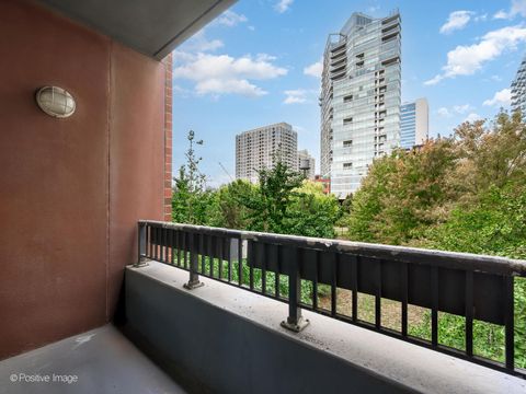 Tiny photo for 600 N KINGSBURY Street #309, Chicago, IL 60654 (MLS # 12493319)