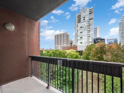 Tiny photo for 600 N KINGSBURY Street #309, Chicago, IL 60654 (MLS # 12493319)