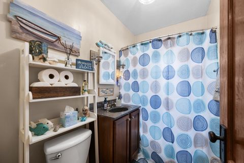 Tiny photo for 2218 DAVIE Street, Davenport, IA 52804 (MLS # 12642274)