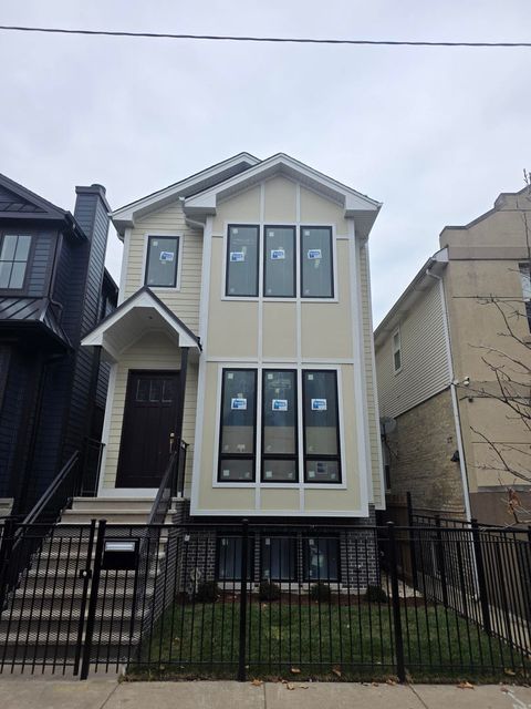 Photo of 2034 W ERIE Street, Chicago, IL 60612 (MLS # 12523009)