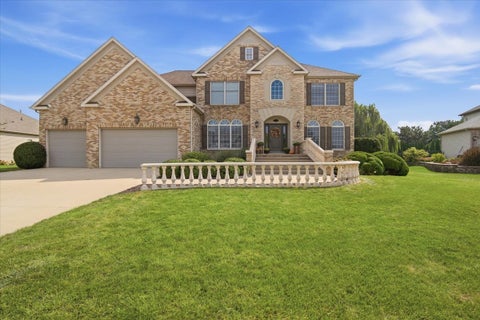 Photo of 3 Lavender Lane, Bloomington, IL 61704 (MLS # 12750687)