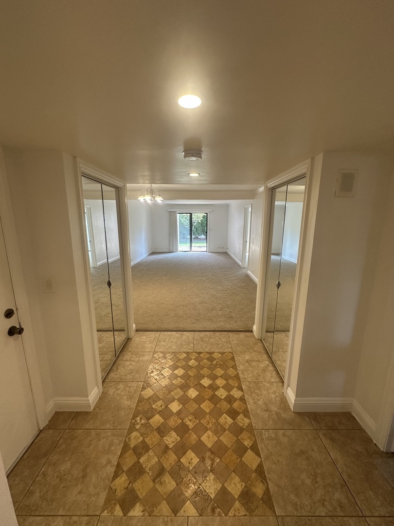 1721 Northfield Square B