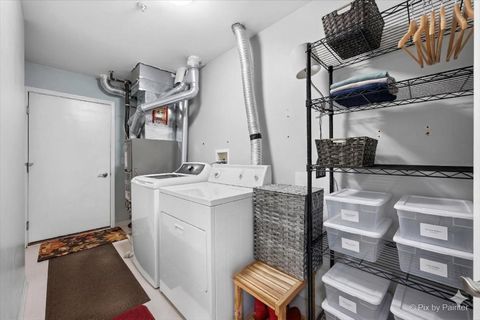 Tiny photo for 430 Commons Circle #430, Clarendon Hills, IL 60514 (MLS # 12608213)