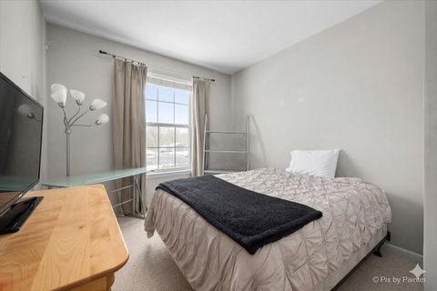 Tiny photo for 430 Commons Circle #430, Clarendon Hills, IL 60514 (MLS # 12608213)