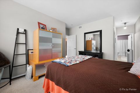 Tiny photo for 430 Commons Circle #430, Clarendon Hills, IL 60514 (MLS # 12608213)