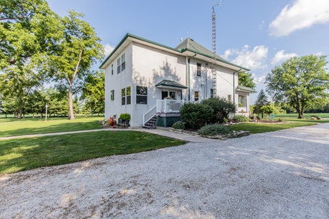 Tiny photo for 467 N 42nd Road, Mendota, IL 61342 (MLS # 12706981)