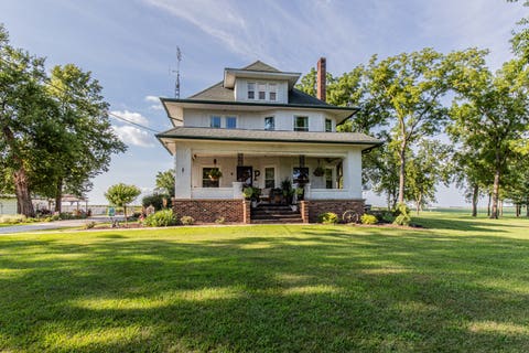 Tiny photo for 467 N 42nd Road, Mendota, IL 61342 (MLS # 12706981)