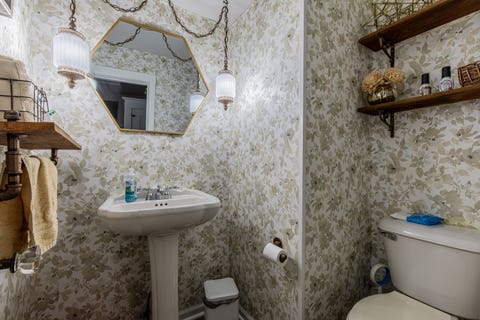 Tiny photo for 467 N 42nd Road, Mendota, IL 61342 (MLS # 12706981)
