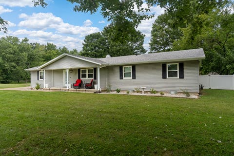 Tiny photo for 1101 E Pine Street, Herrin, IL 62948 (MLS # 12721511)