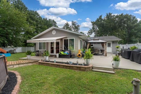 Tiny photo for 1101 E Pine Street, Herrin, IL 62948 (MLS # 12721511)