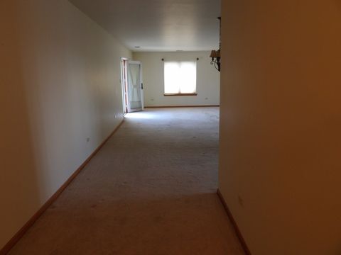 Tiny photo for 3640 186th Street #402, Lansing, IL 60438 (MLS # 12688819)