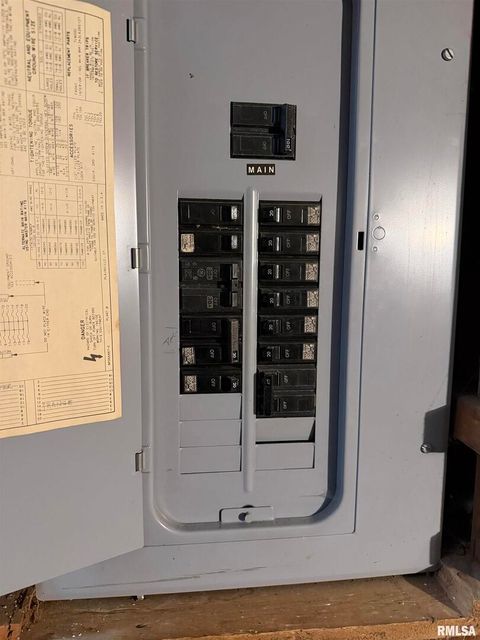 Tiny photo for 1406 25TH Avenue S, Clinton, IA 52732 (MLS # QC4268955)