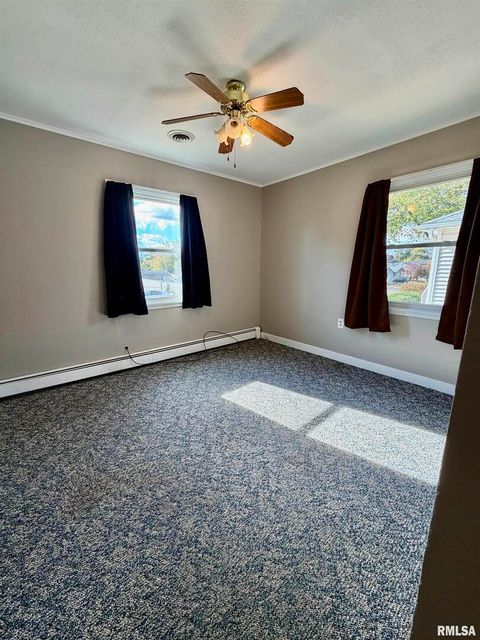 Tiny photo for 1406 25TH Avenue S, Clinton, IA 52732 (MLS # QC4268955)