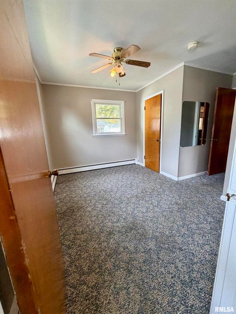 Tiny photo for 1406 25TH Avenue S, Clinton, IA 52732 (MLS # QC4268955)