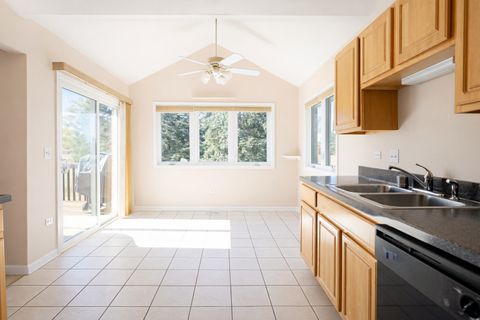 Tiny photo for 56 Odyssey Drive, Tinley Park, IL 60477 (MLS # 12594991)