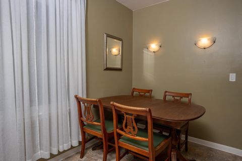 Tiny photo for 621 N Forest Avenue, Mount Prospect, IL 60056 (MLS # 12534240)