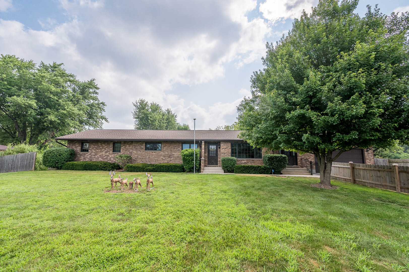 Photo 1 of 20 — 40657 N Cornell Street, Beach Park, IL 60099