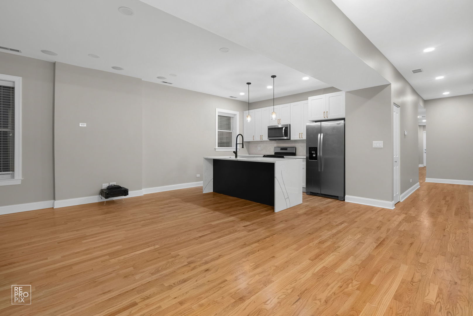 1525 N Wicker Park Avenue 1