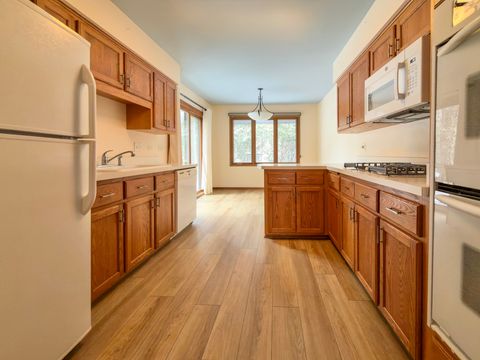 Tiny photo for 7700 Apple Tree Lane, Willowbrook, IL 60527 (MLS # 12595299)