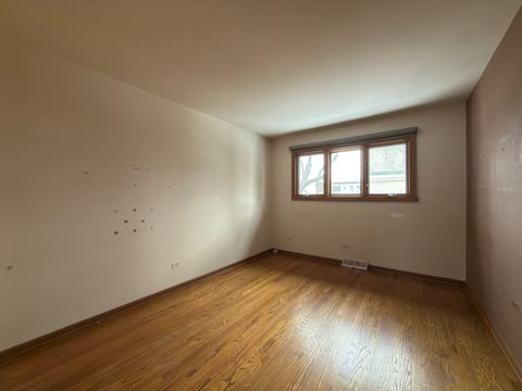 Tiny photo for 7700 Apple Tree Lane, Willowbrook, IL 60527 (MLS # 12595299)