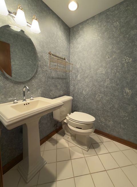 Tiny photo for 7700 Apple Tree Lane, Willowbrook, IL 60527 (MLS # 12595299)