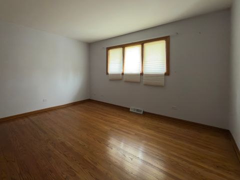 Tiny photo for 7700 Apple Tree Lane, Willowbrook, IL 60527 (MLS # 12595299)