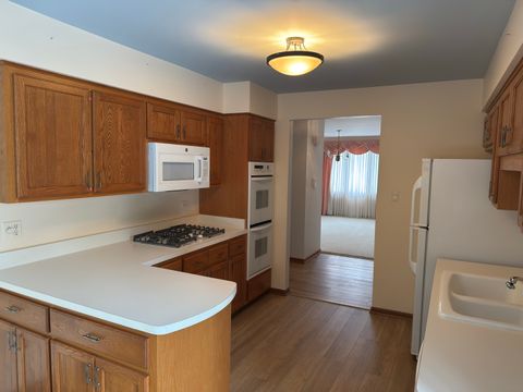 Tiny photo for 7700 Apple Tree Lane, Willowbrook, IL 60527 (MLS # 12595299)