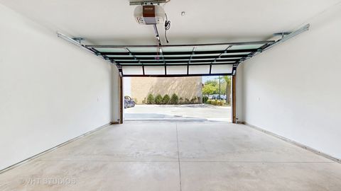 Tiny photo for 6344 Hennings Court, Morton Grove, IL 60053 (MLS # 12640767)
