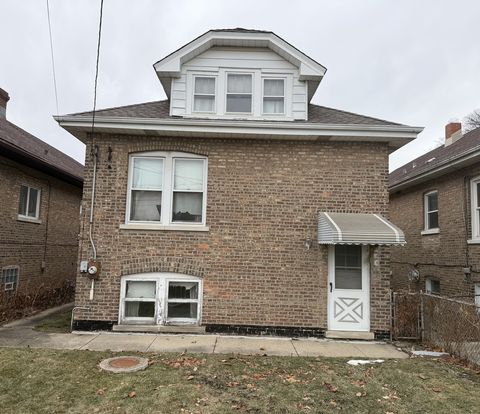 Tiny photo for 2431 Wesley Avenue, Berwyn, IL 60402 (MLS # 12584713)