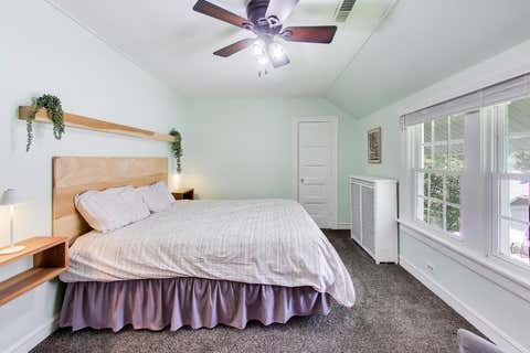 Tiny photo for 2660 Saint Johns Avenue, Highland Park, IL 60035 (MLS # 12660936)