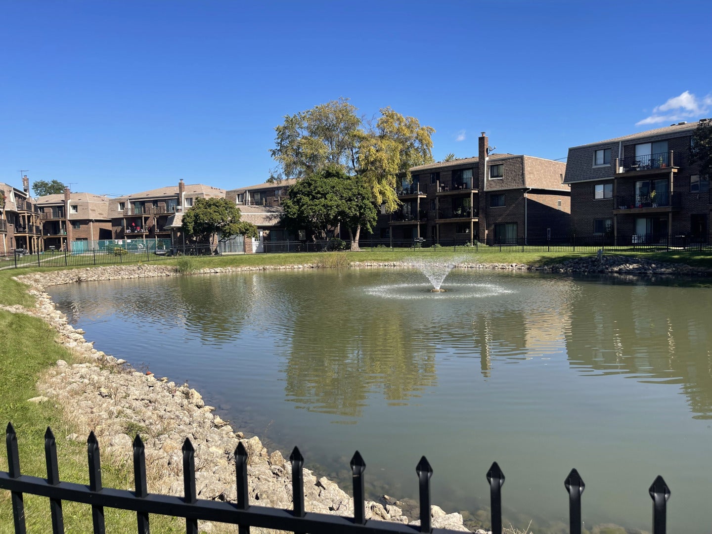 1462 Carol Court 3B