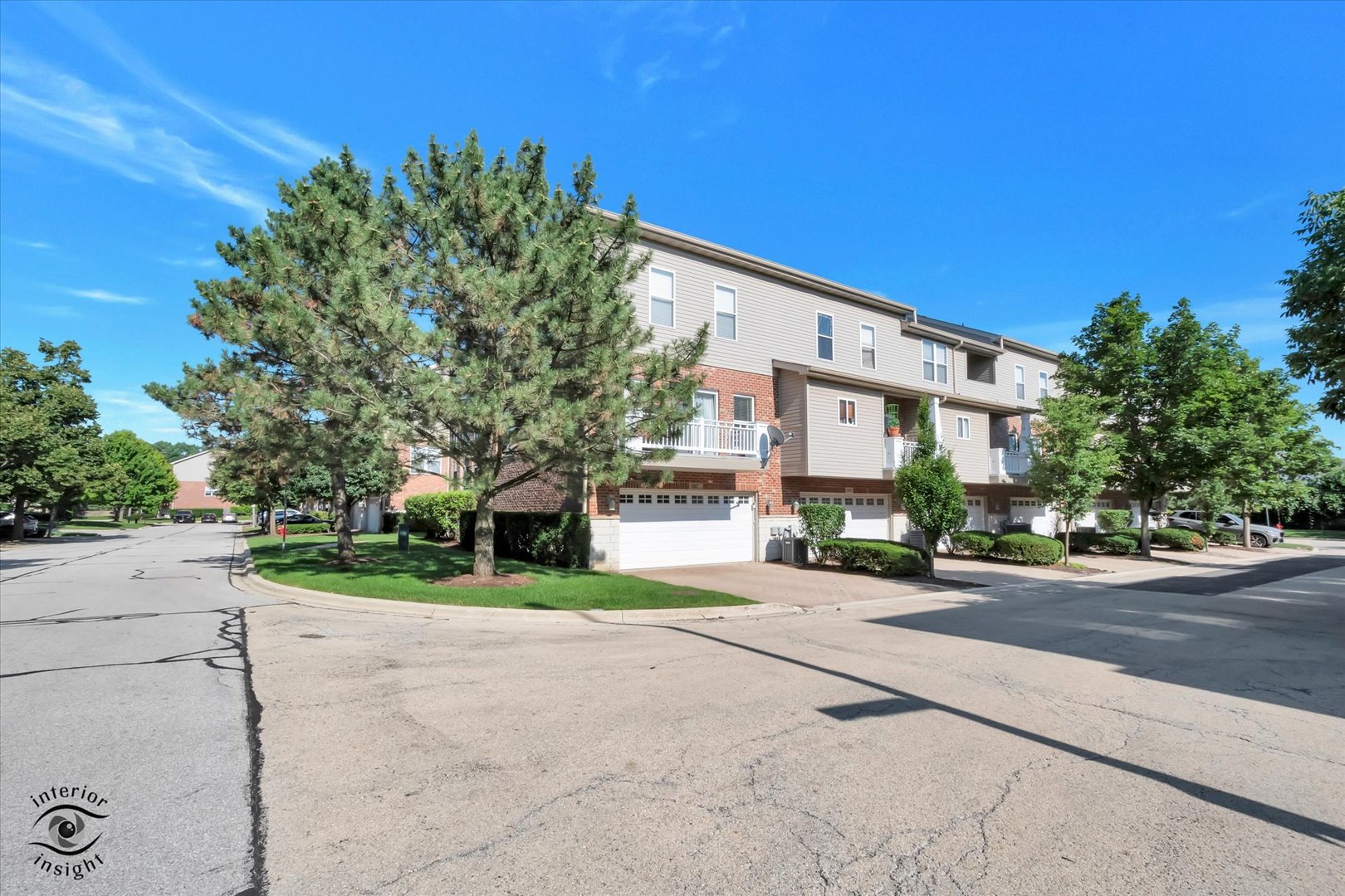 6127 RIVER BEND Place