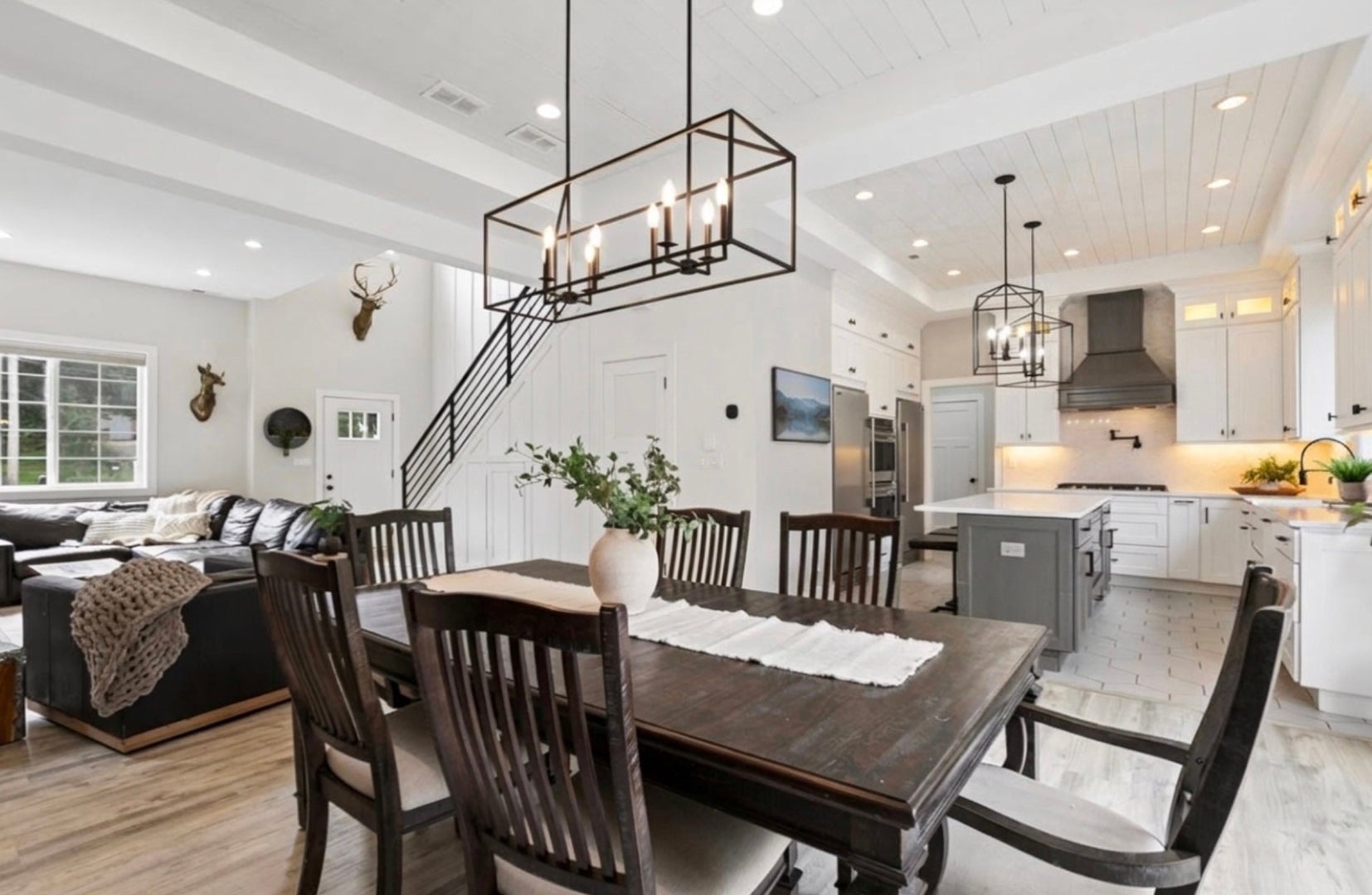 226 Juneway Terrace