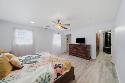 Tiny photo for 4203 Southwest Highway, Hometown, IL 60456 (MLS # 12729113)