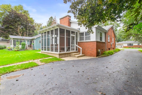 Tiny photo for 206 E Church Street, Plano, IL 60545 (MLS # 12767777)