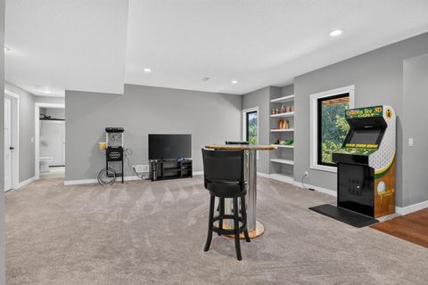 Tiny photo for 7113 Spring Creek Drive, Bettendorf, IA 52722 (MLS # 12705213)
