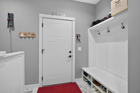 Tiny photo for 7113 Spring Creek Drive, Bettendorf, IA 52722 (MLS # 12705213)
