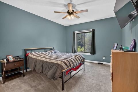Tiny photo for 7113 Spring Creek Drive, Bettendorf, IA 52722 (MLS # 12705213)